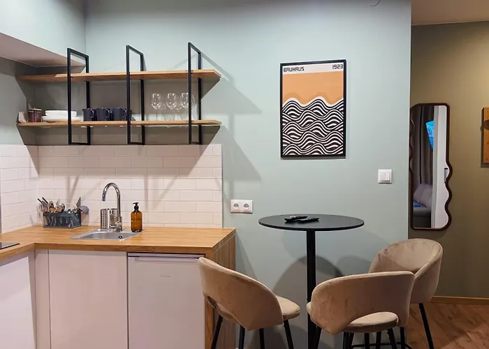 Mint Apartment With Outdoor Space - Self Check-In