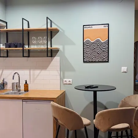 Mint Apartment With Outdoor Space - Self Check-In Warsaw Exterior photo